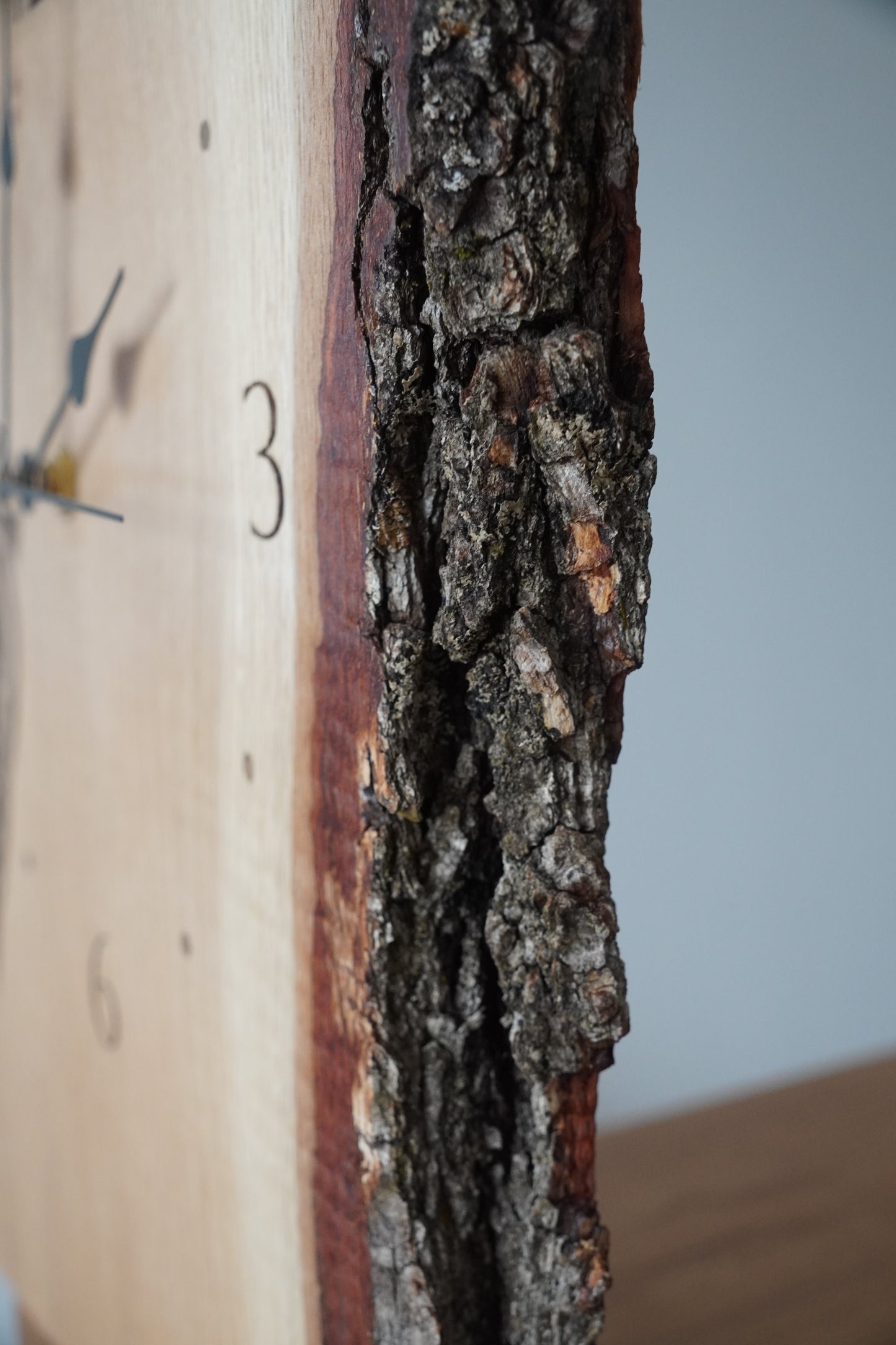 Wanduhr, Eiche massiv